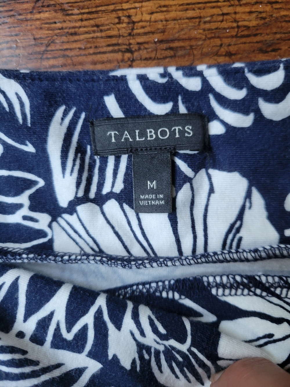 Talbots Women's Navy White Floral Maxi Skirt Slit Style Sz M Casual Church Wear - Picture 10 of 17